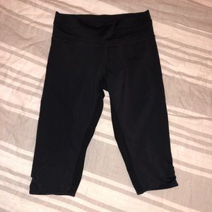 NWOT Lululemon Crop Yoga Pants